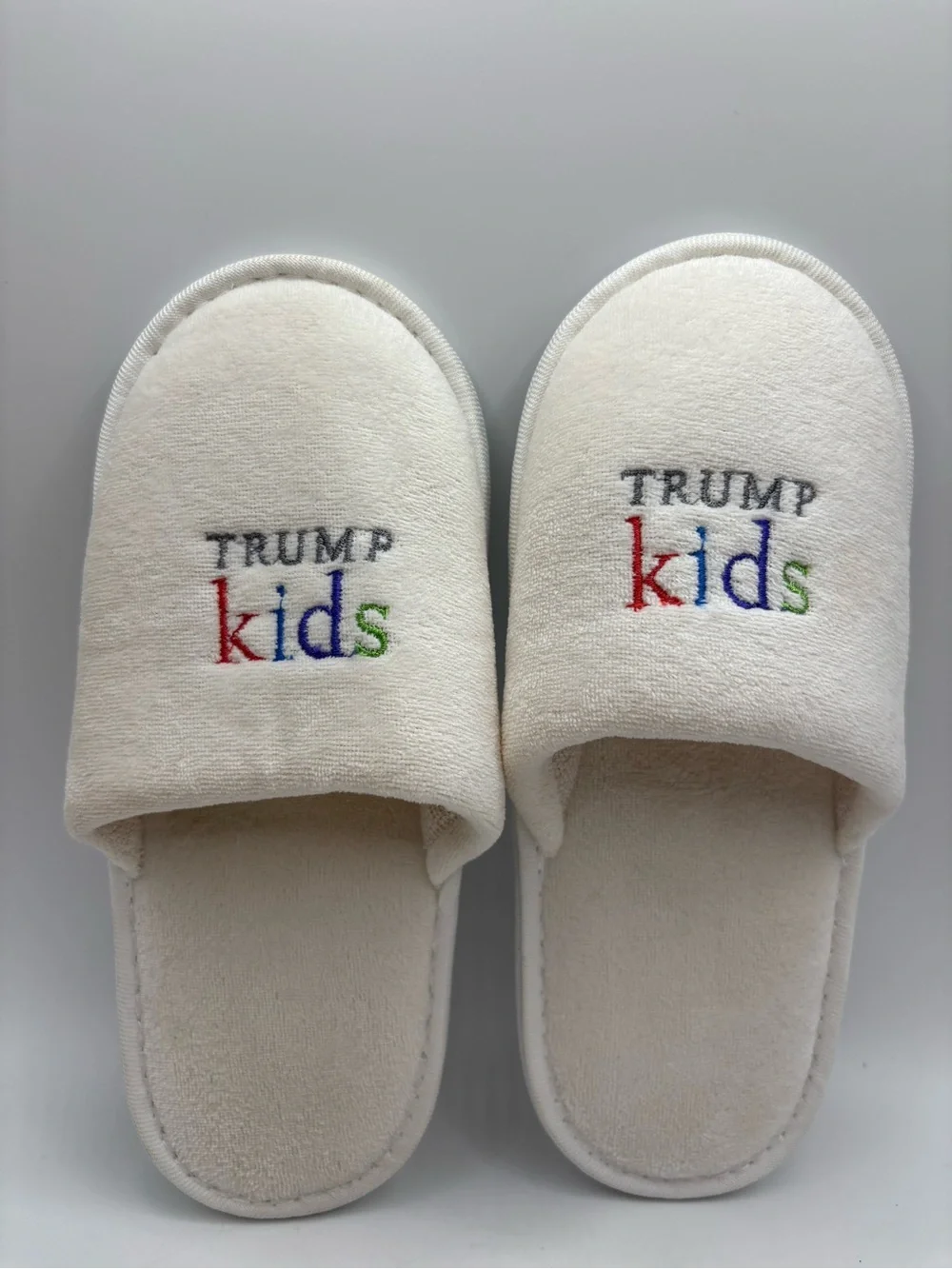 Trump Hotel Kids White Terry cloth Slippers